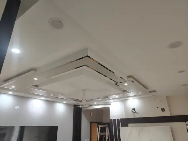 Plain ceiling color